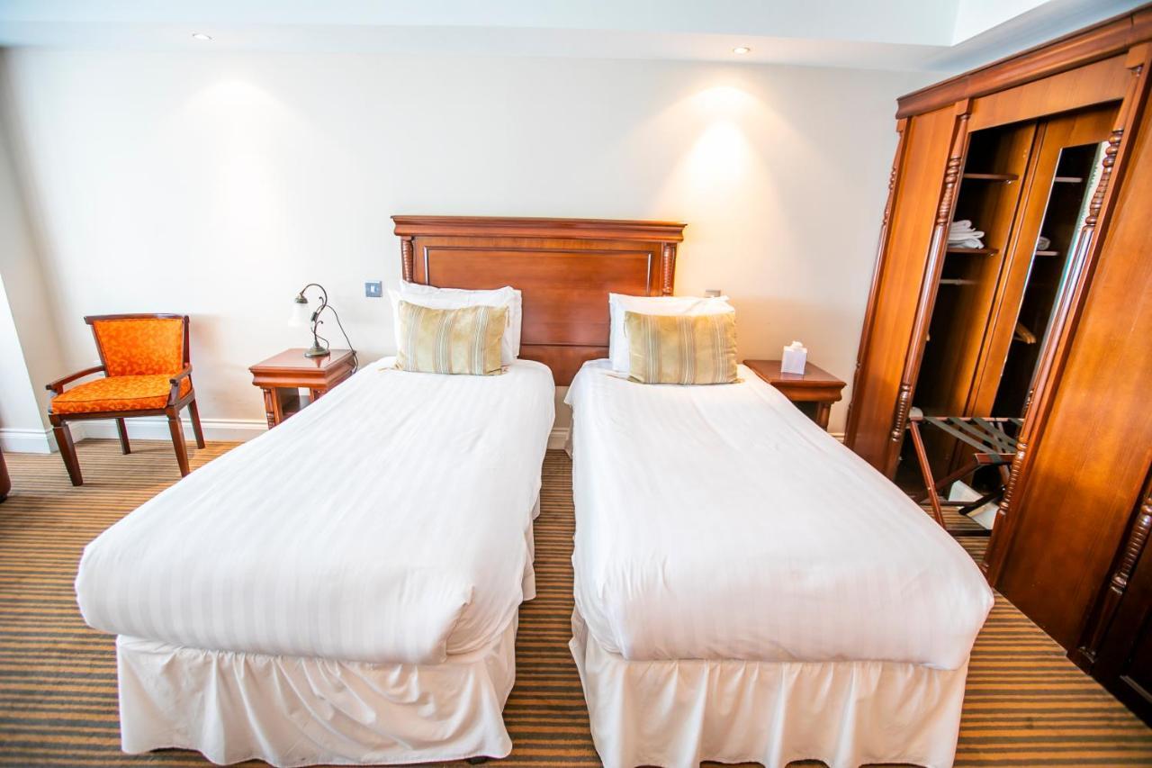 The Casa Hotel, Sure Hotel Collection By Best Western Yateley Buitenkant foto