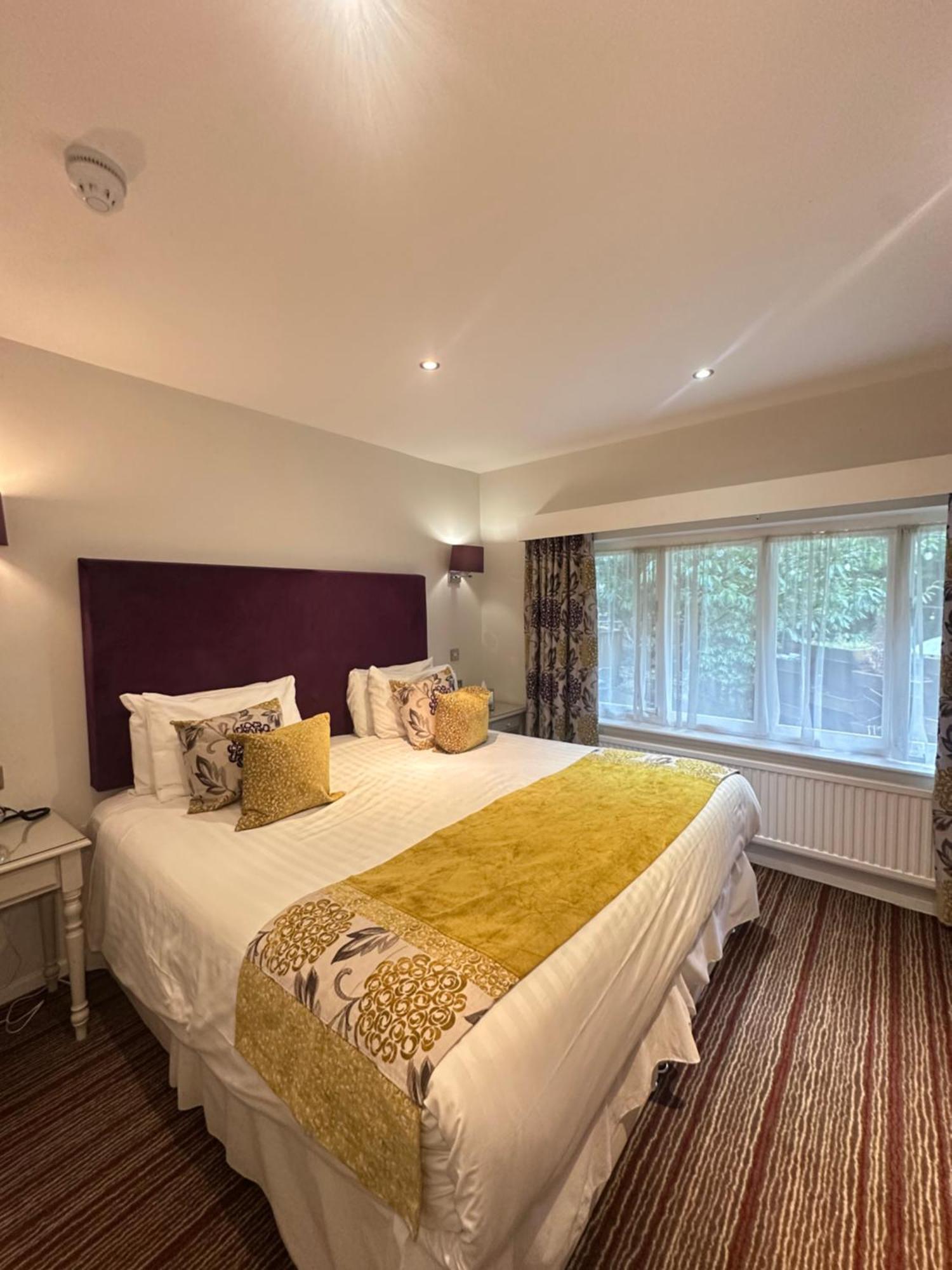 The Casa Hotel, Sure Hotel Collection By Best Western Yateley Buitenkant foto
