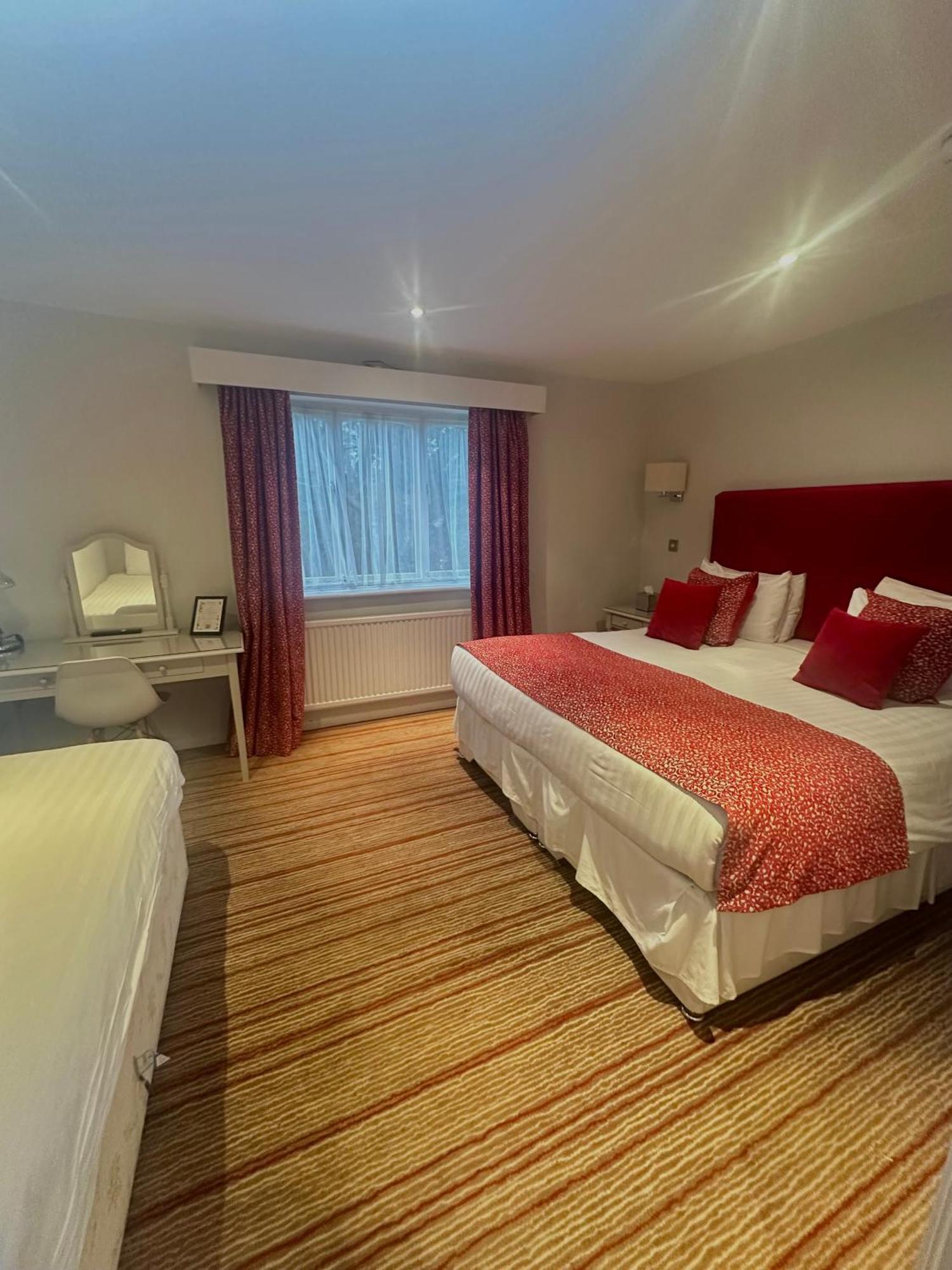 The Casa Hotel, Sure Hotel Collection By Best Western Yateley Buitenkant foto