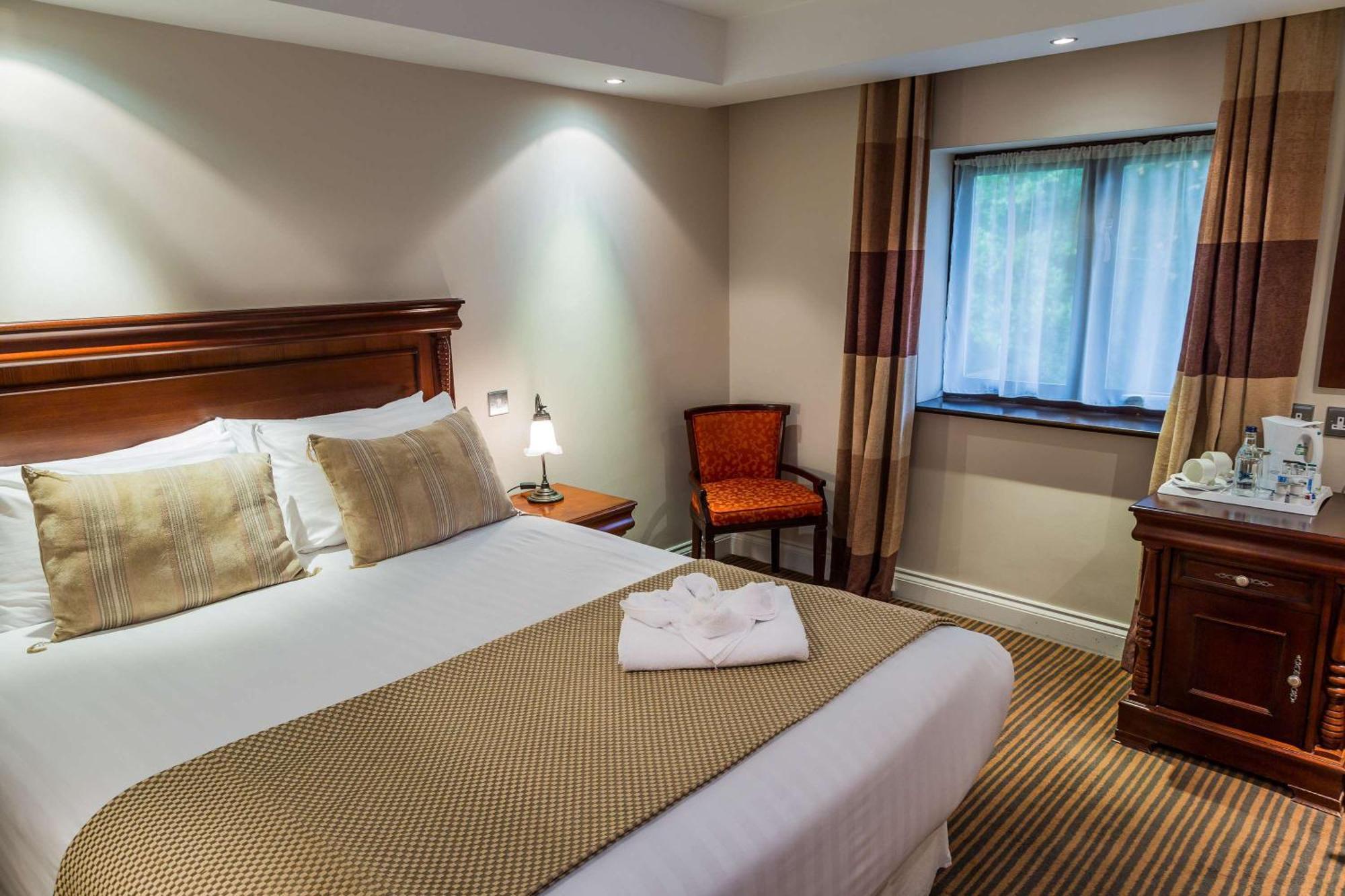 The Casa Hotel, Sure Hotel Collection By Best Western Yateley Buitenkant foto